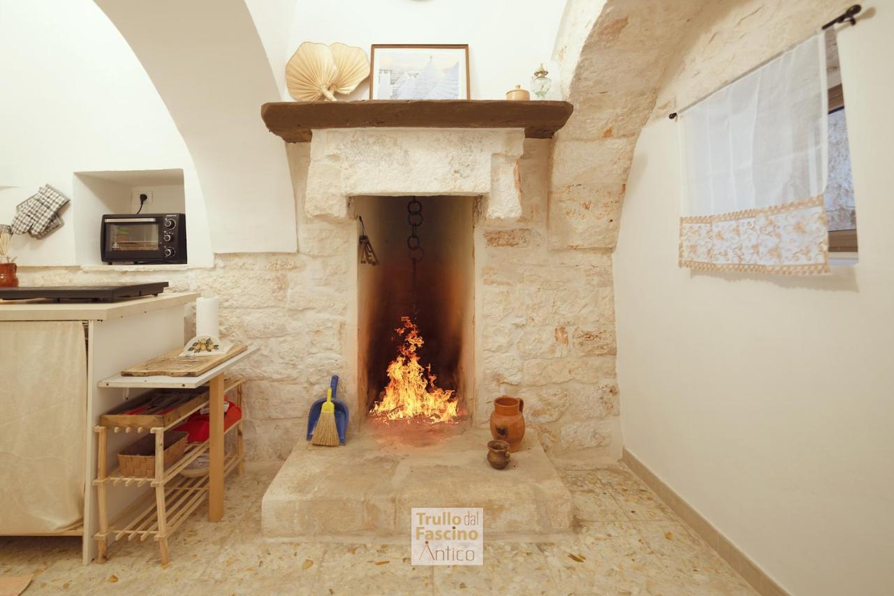 Trullo Dal Fascino Antico Villa Локоротондо Екстериор снимка