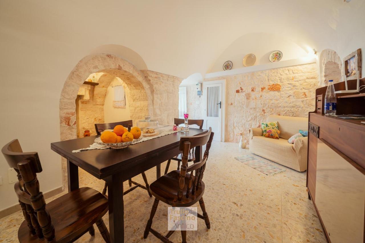 Trullo Dal Fascino Antico Villa Локоротондо Екстериор снимка